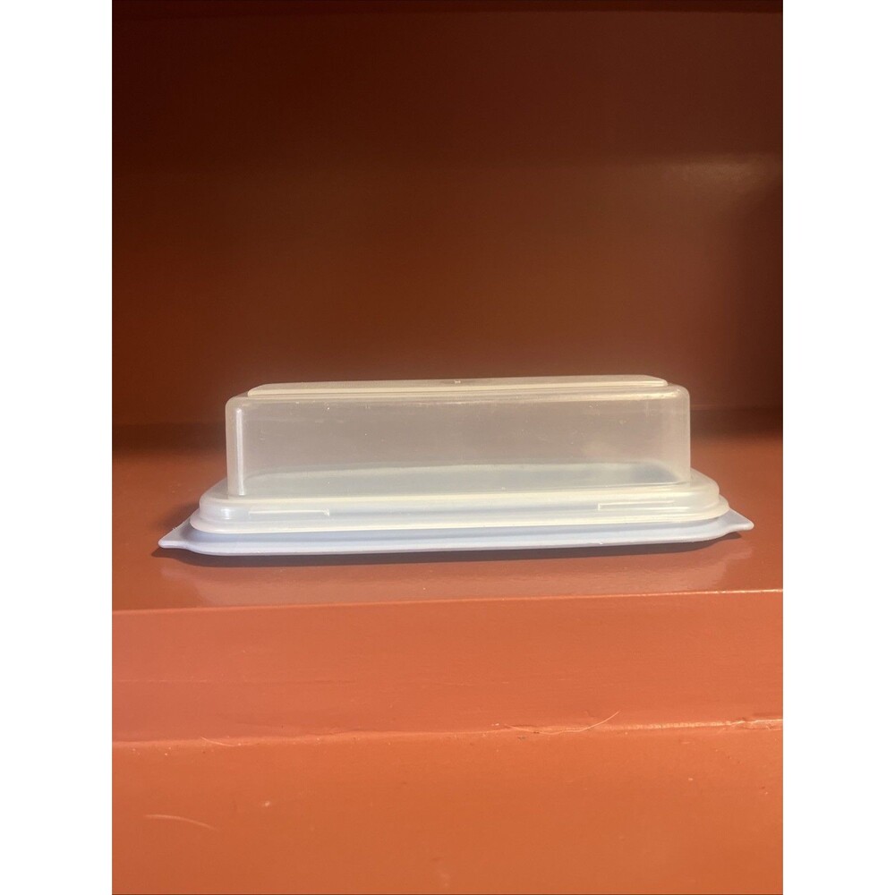 Vintage Rubbermaid Butter Keeper Dish Blue Base 0477 Clear Lid 0478
